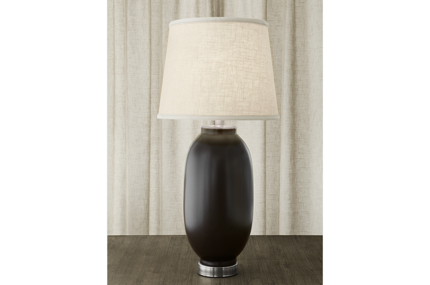 LOZENGE VASE LAMP RED & BLACK
