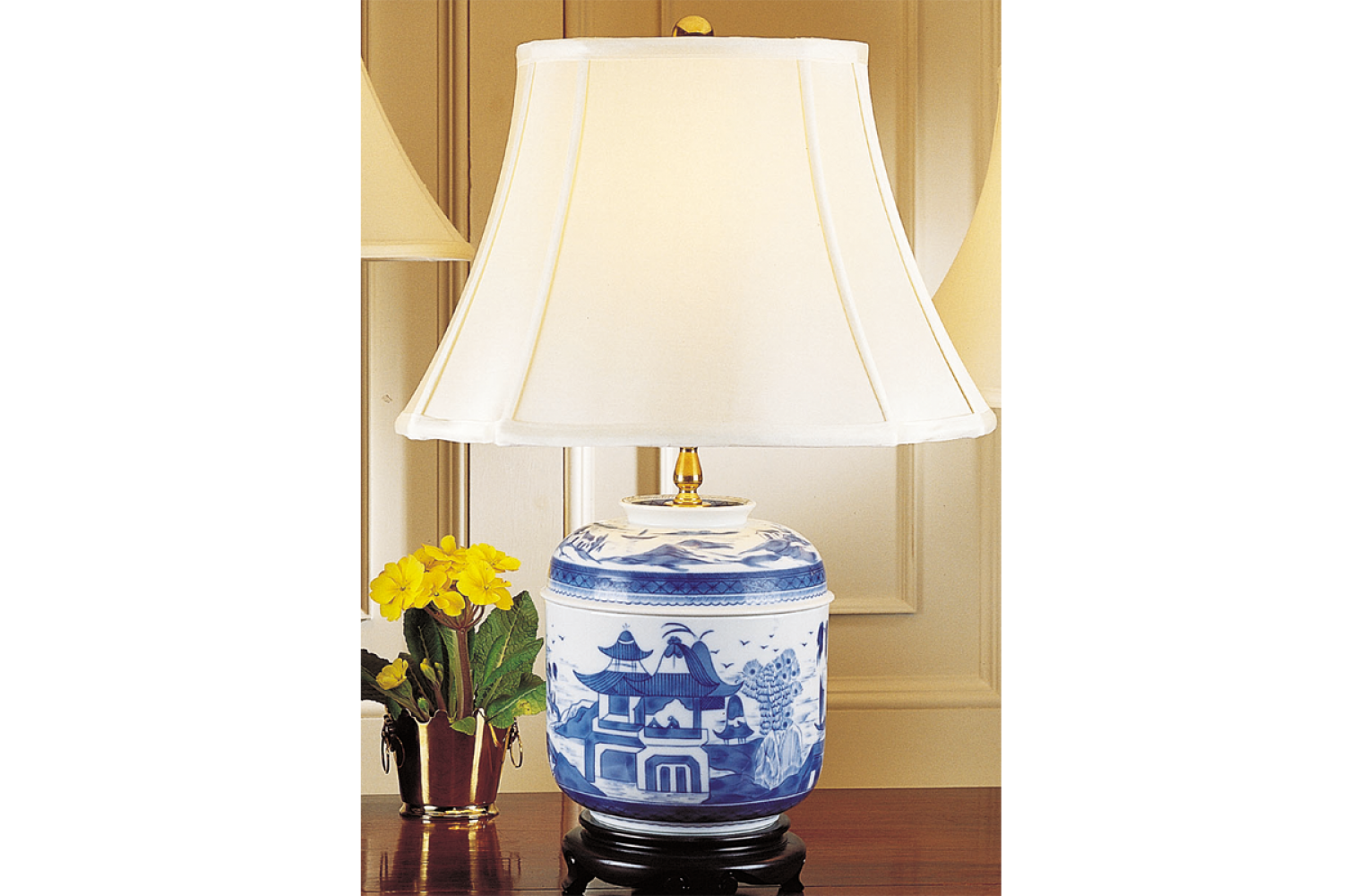 BLUE CANTON TEMPLE JAR LAMP