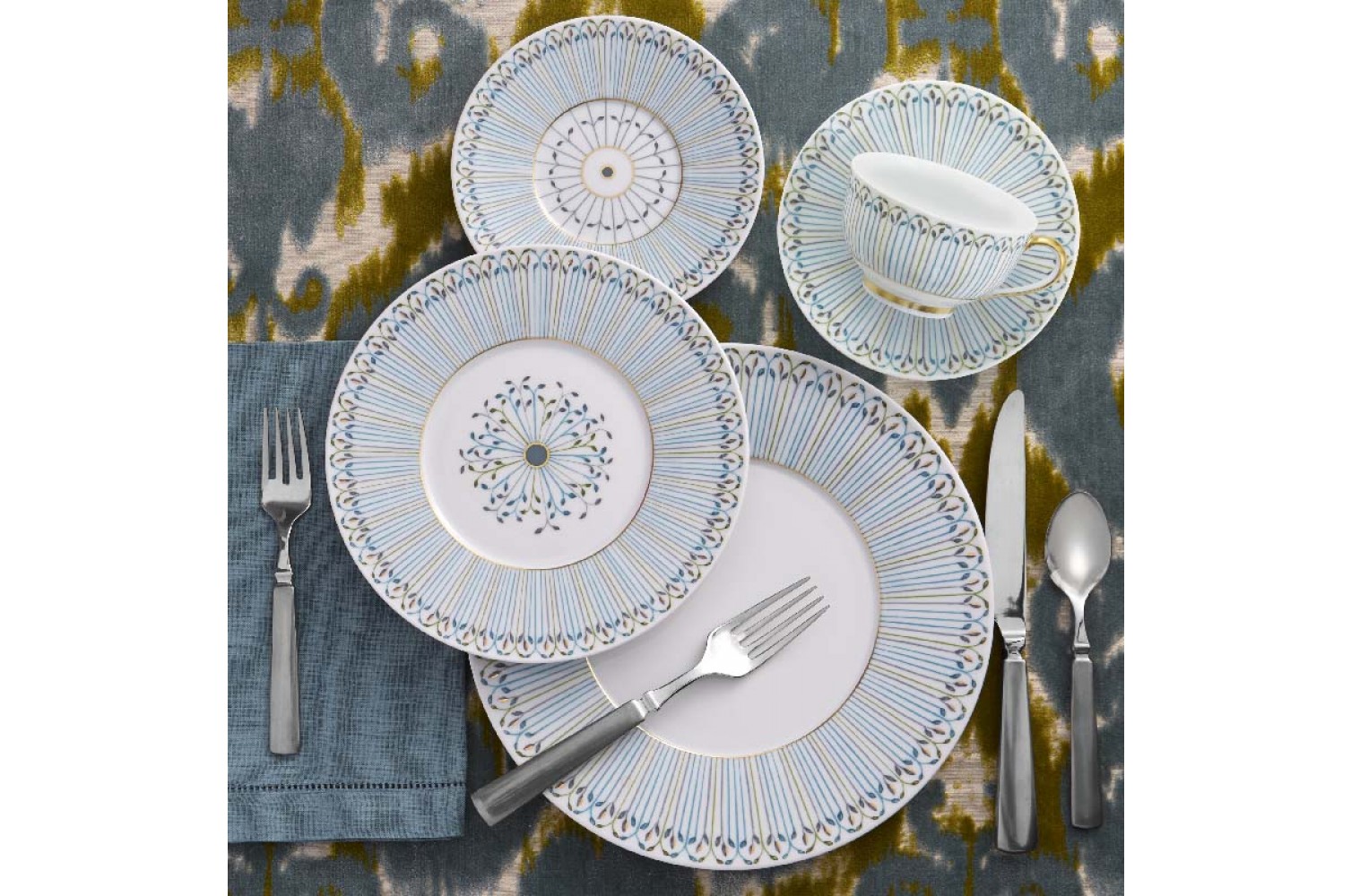 JARDIN DE LOUISE 5 PIECE PLACE SETTING