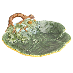 LEAF PLATE WITH NUTS, SINGLE