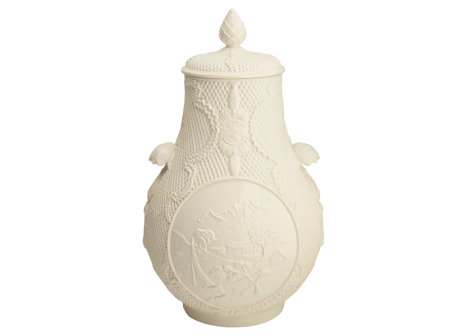  CHINESE LG CREAMWARE VASE WITH COVER